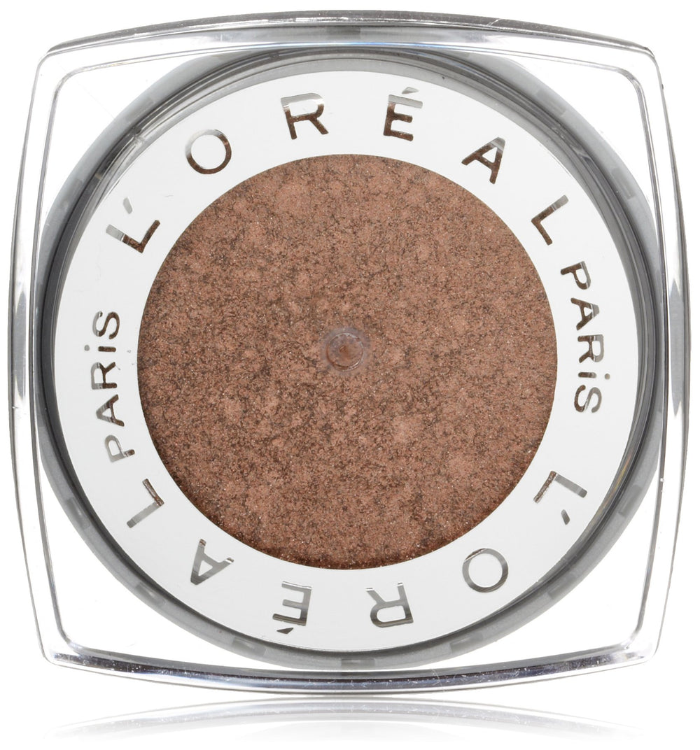 L'Oreal Paris Infallible 24HR Shadow Bronzed Taupe on eyelid for long-lasting color