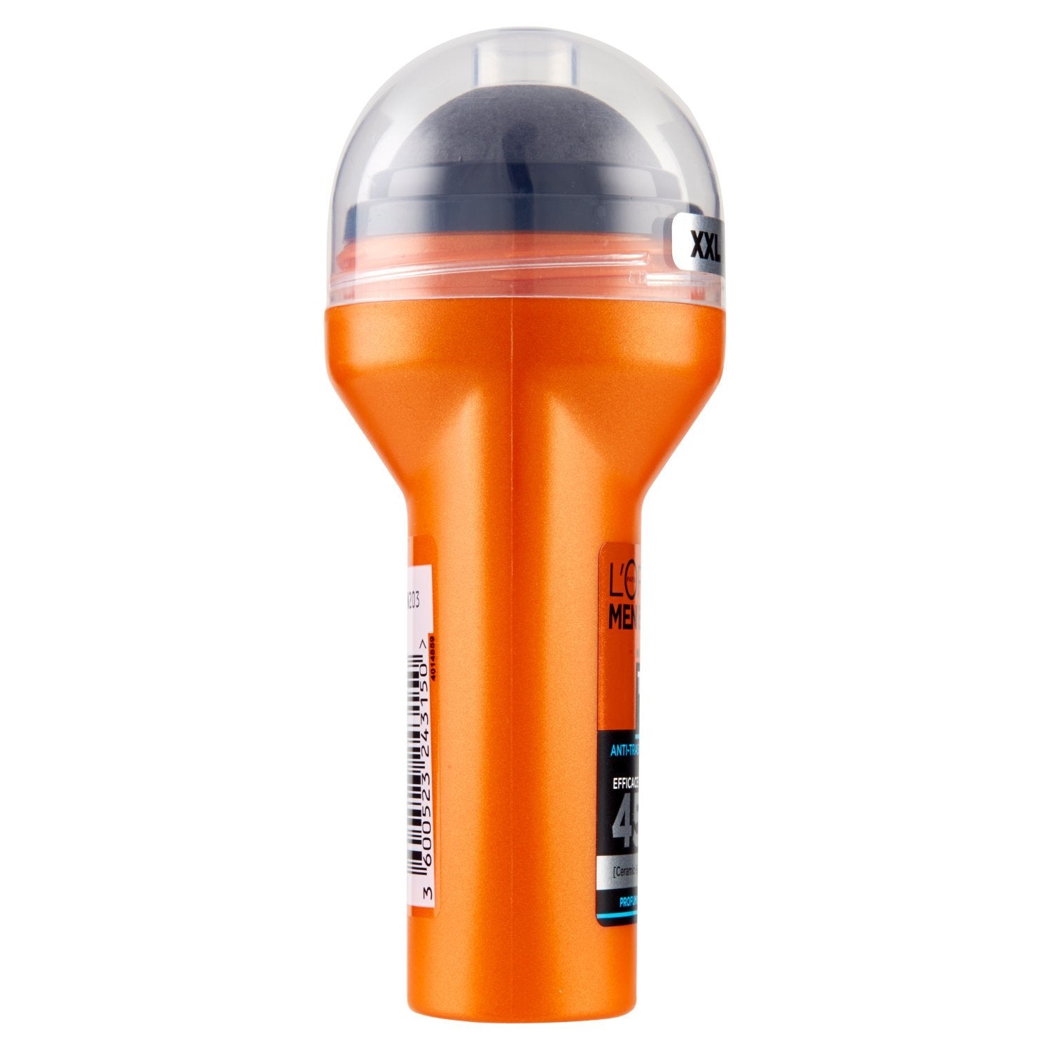L’Oréal Paris Men Expert Carbon Protect roll-on in action during application underarm for reliable odor protection