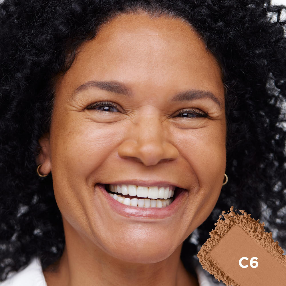 Buildable coverage from True Match powder creates a customizable look