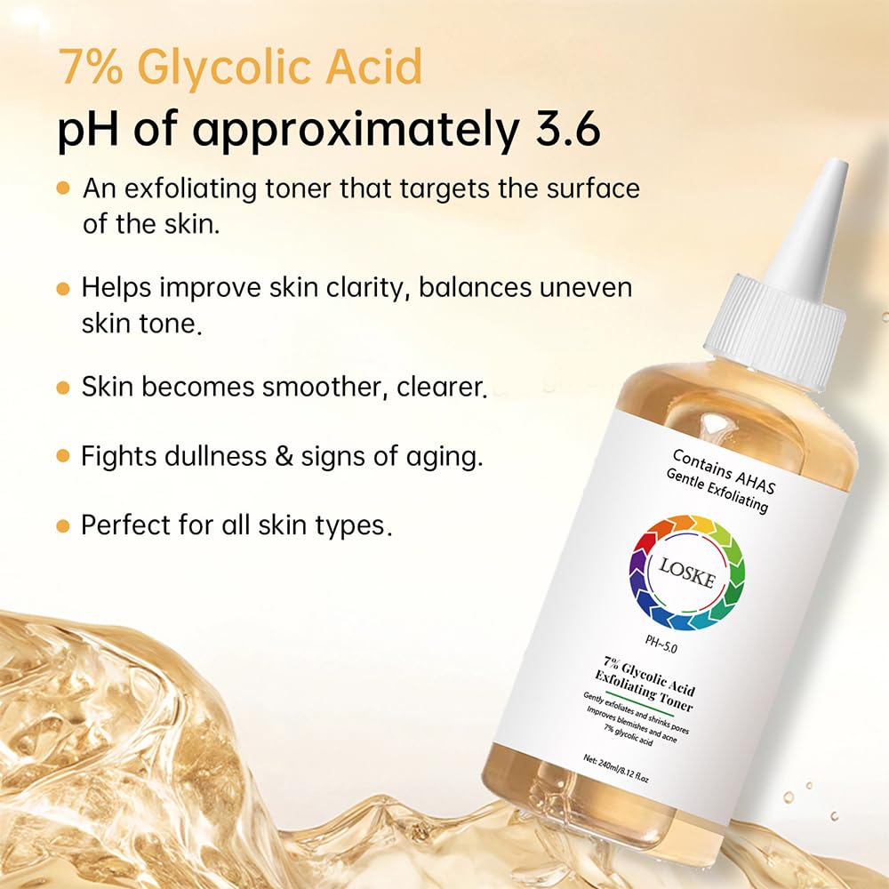Loske 7% Glycolic Toner applying to skin for pore refinement