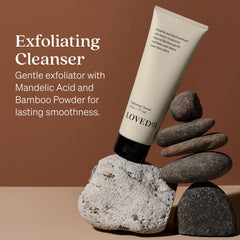 Loved01 bamboo powder texture demonstrates non-scratch exfoliation.