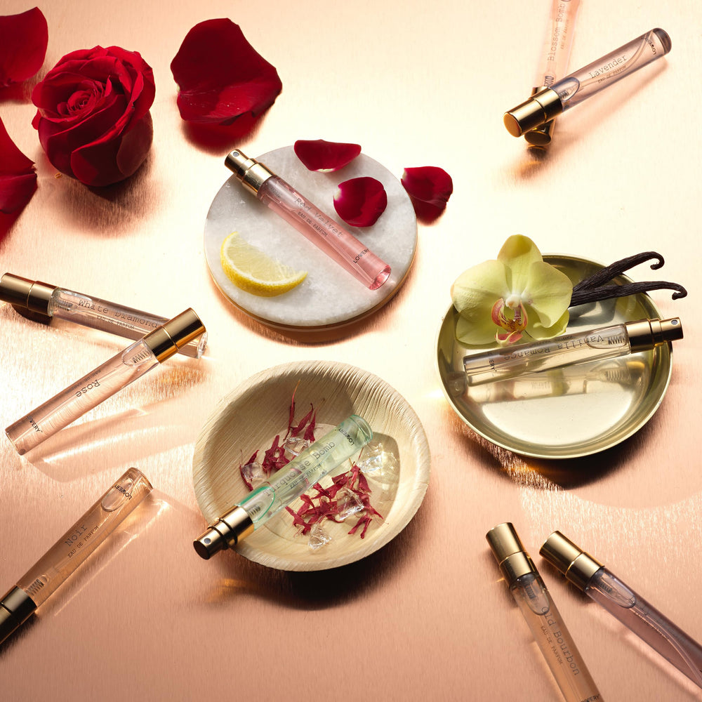 LOVERY elegant gold gift box for premium fragrance reveal.