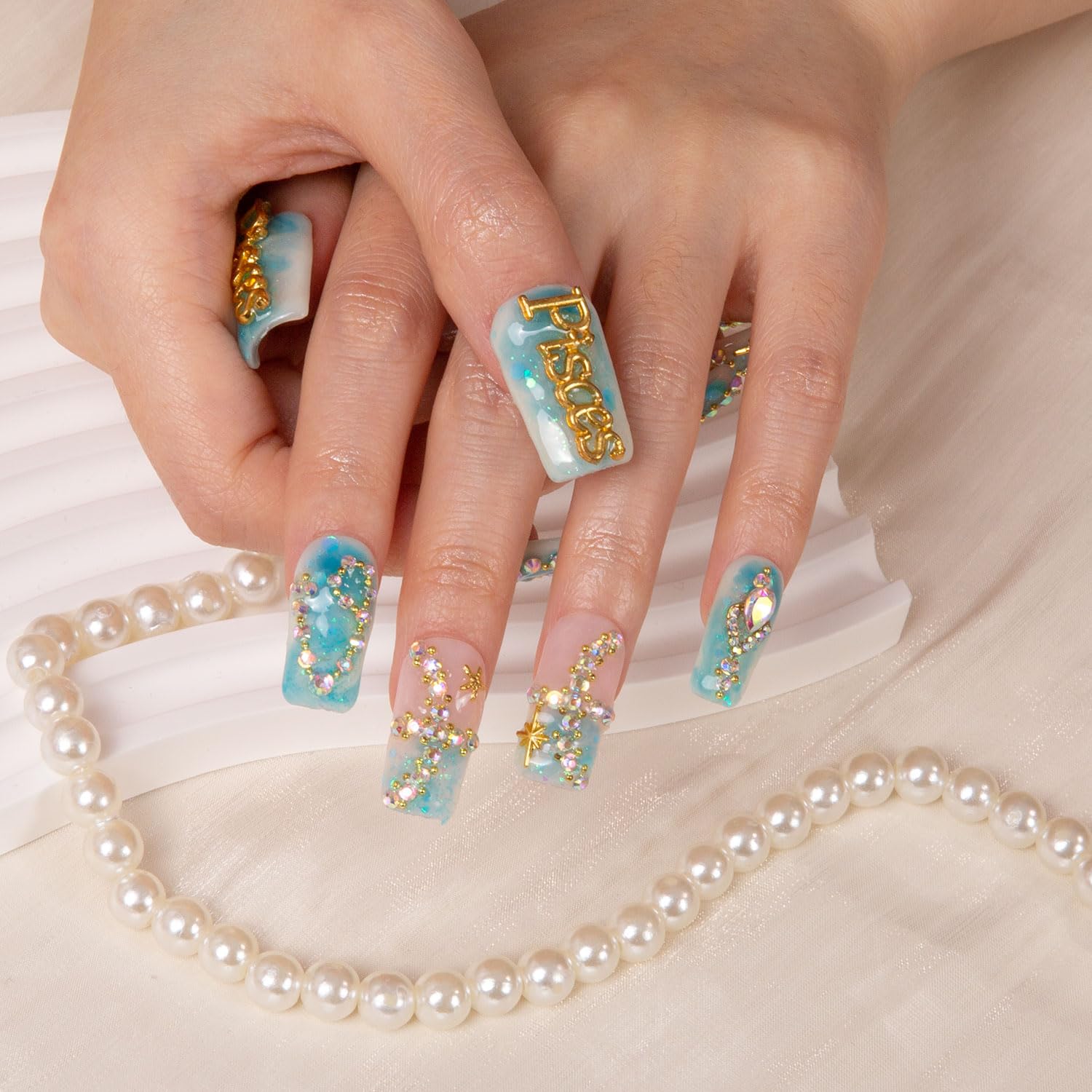 LOVFUL Handmade craftsmanship nails with meticulous detailing and premium feel.