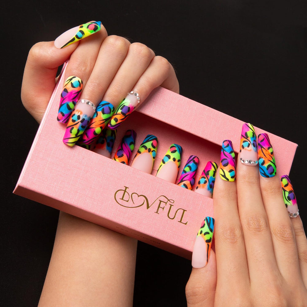 LOVFUL Illusion nails reuse feature supporting sustainability
