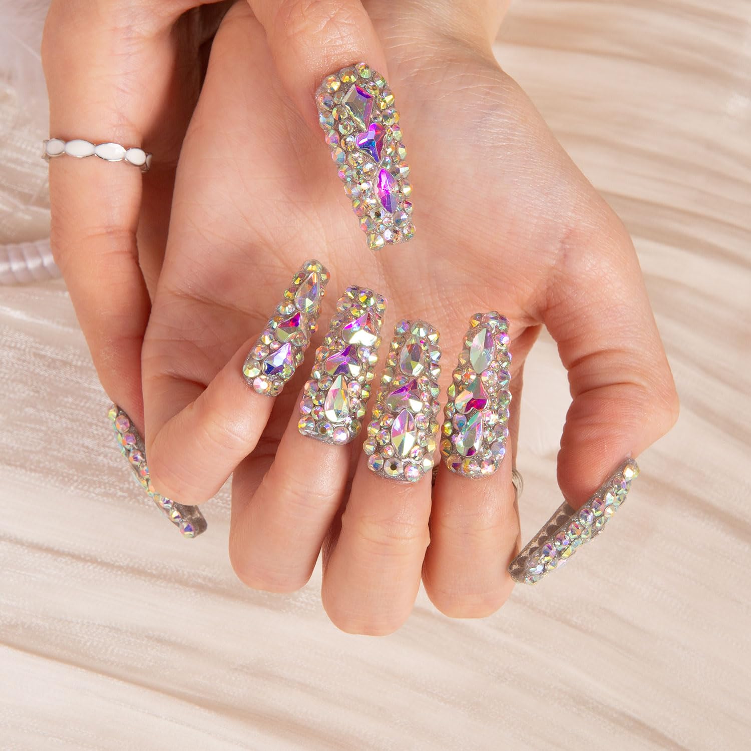 LOVFUL professional-quality nails delivering a refined, long-lasting appearance.