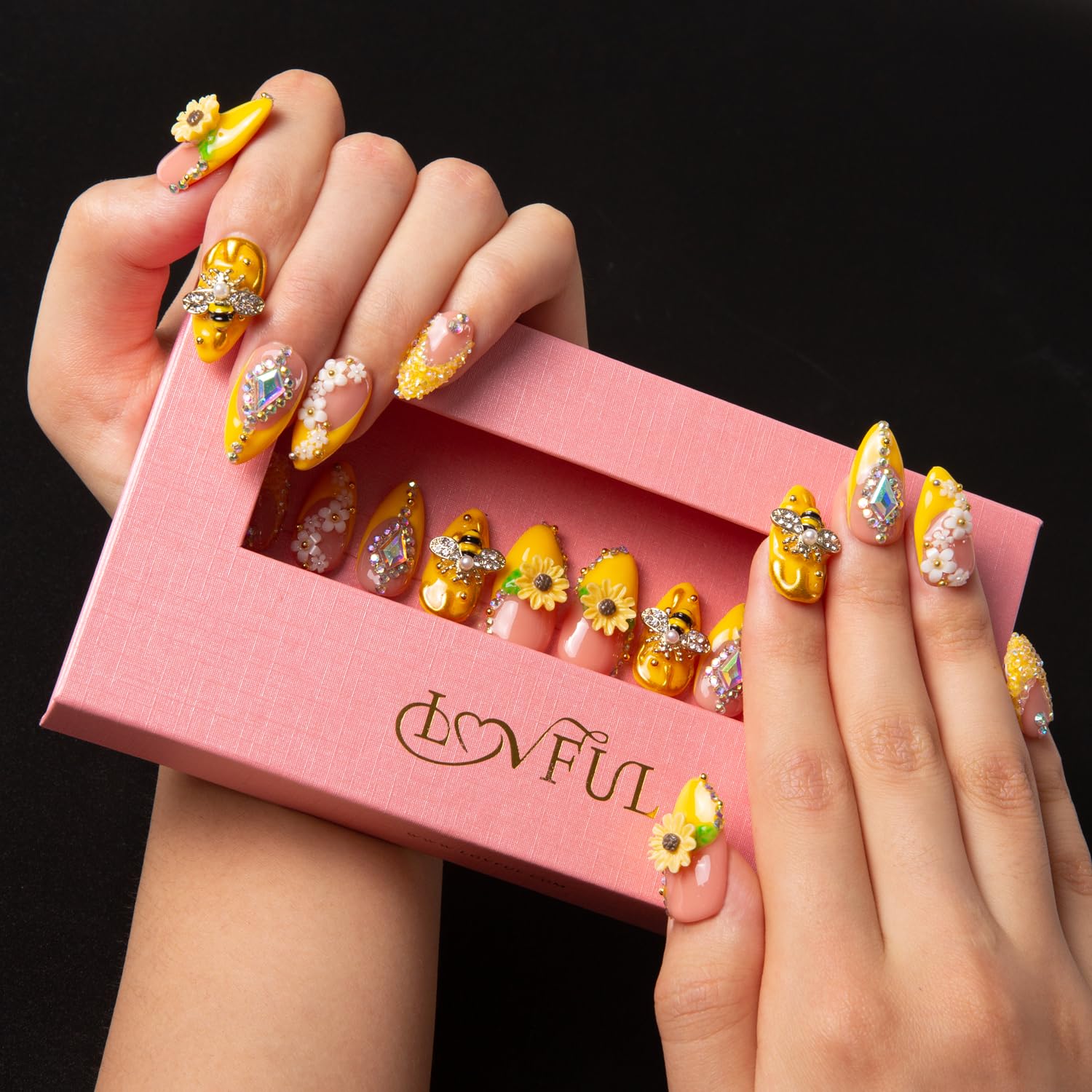 LOVFUL Reusable Honey Bee Yellow nails suitable for repeated wear