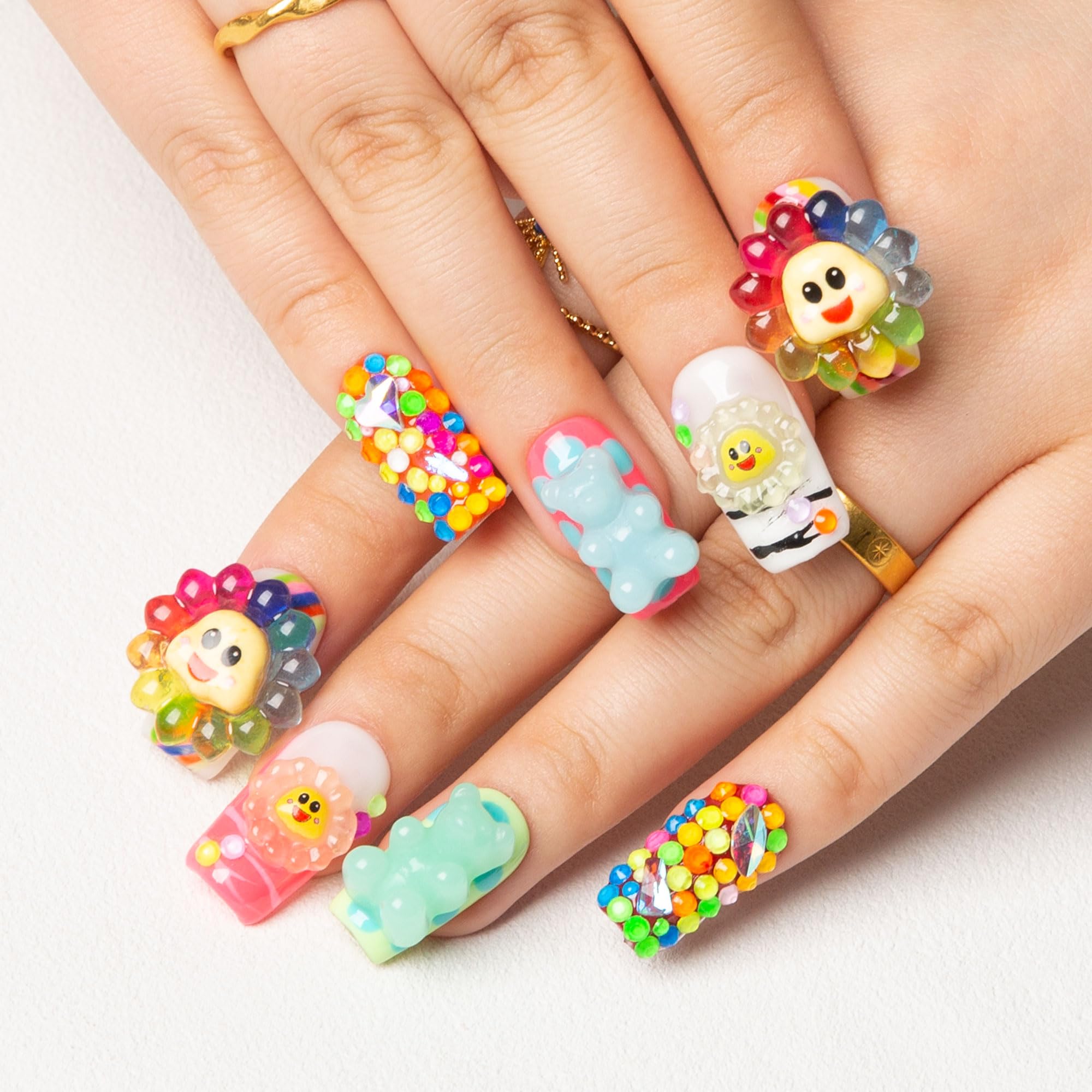 LOVFUL square regular 1.0 in nails on hand show neat silhouette and salon-quality finish