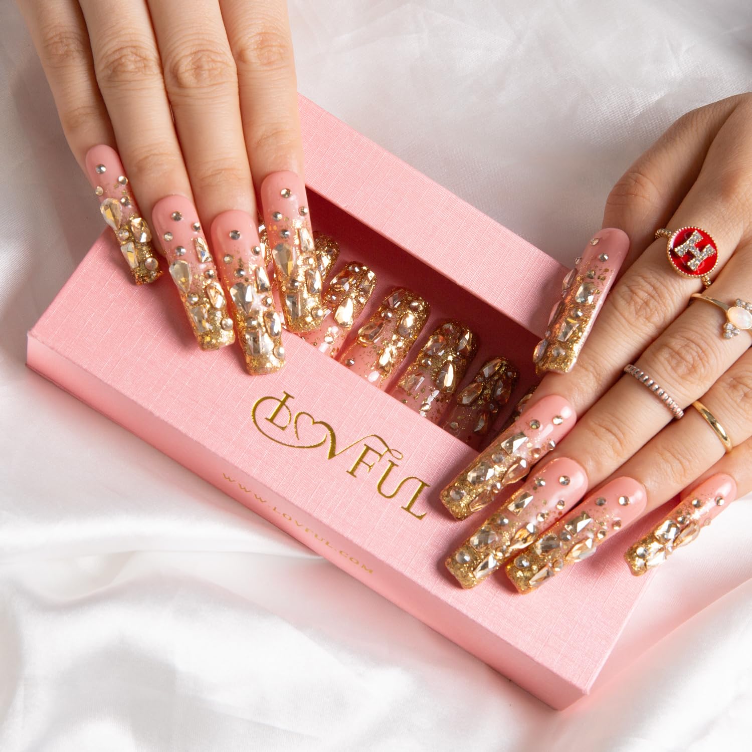 Lovful Stardust Nails application step demonstrating quick press-on fit