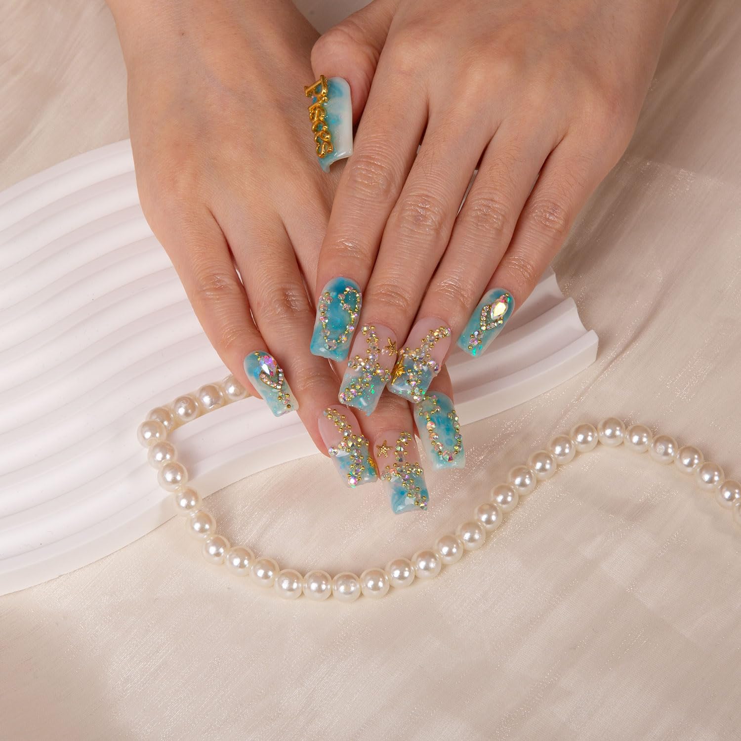 LOVFUL Trend designs in colors and shapes for versatile styling.