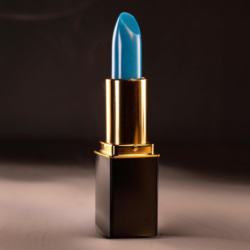 Aloe vera formula nourishes lips while wearing LBL.