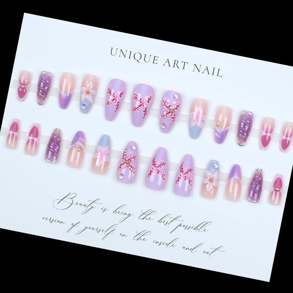 LPOODDNU pearl designs add elegant details to nails