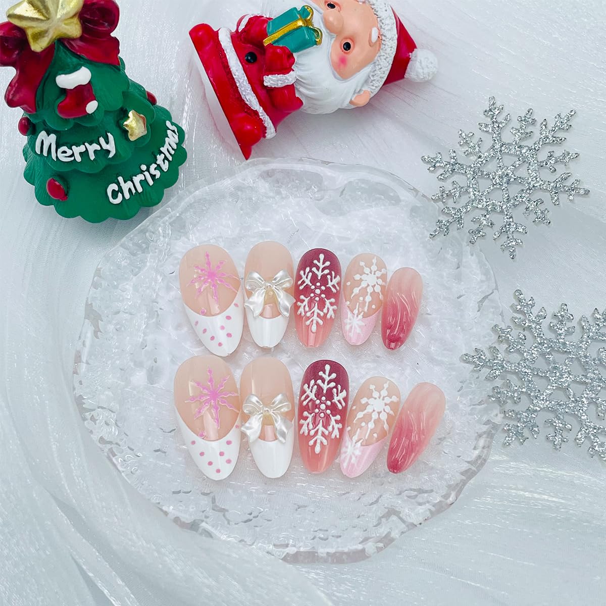 LRKNNO glue-on nail kit includes jelly stickers for quick DIY nails.