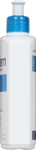 Lubriderm Daily Moisture bottle label highlights vitamin B5 benefits.