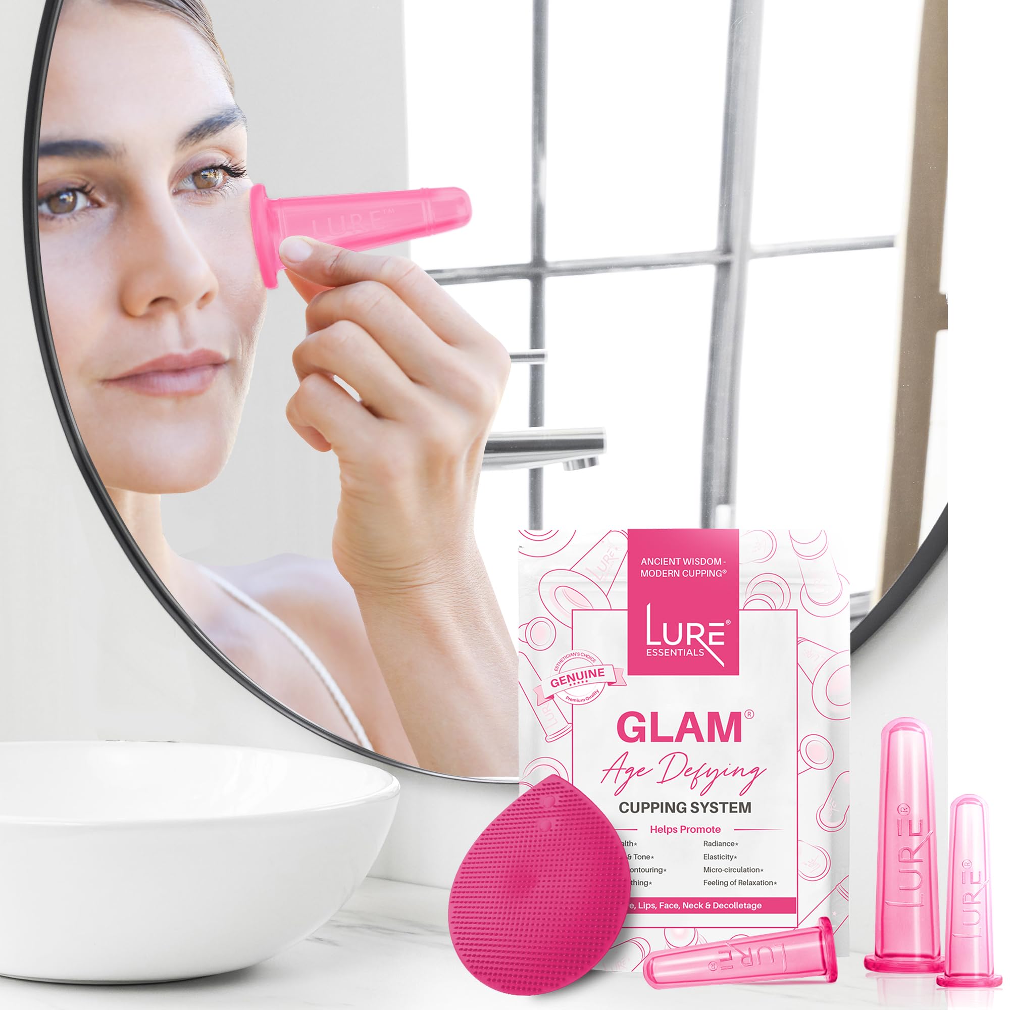Lure Essentials GLAM anti-slip grip ensures smooth glide during use.
