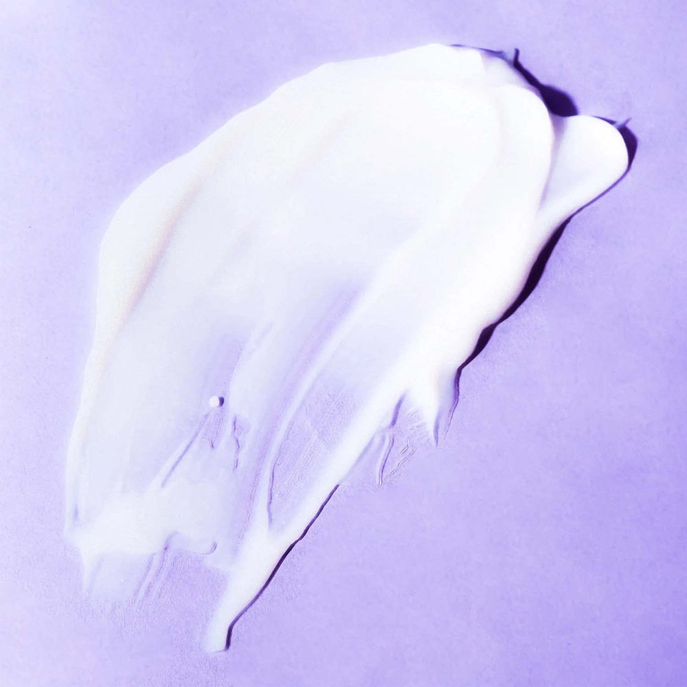Luseta Biotin Leave-In Conditioner volume shot reveals fullness.