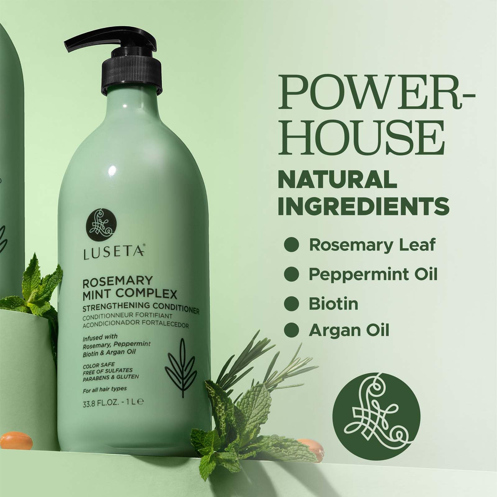 Luseta Rosemary Mint Strengthening Conditioner demonstrates detangling action on hair.