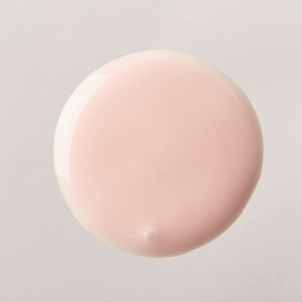 Luster's Pink Oil Moisturizer adds natural shine to hair.