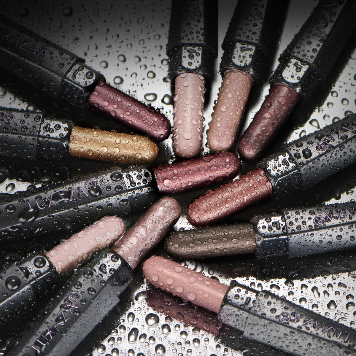LUXAZA PRO Matte cream eyeshadow for crisp, crease-resistant color.