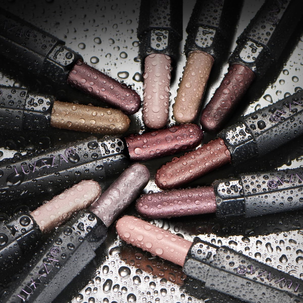 LUXAZA PRO metallic bronze smoky eyeliner pencil for bold, quick definition.