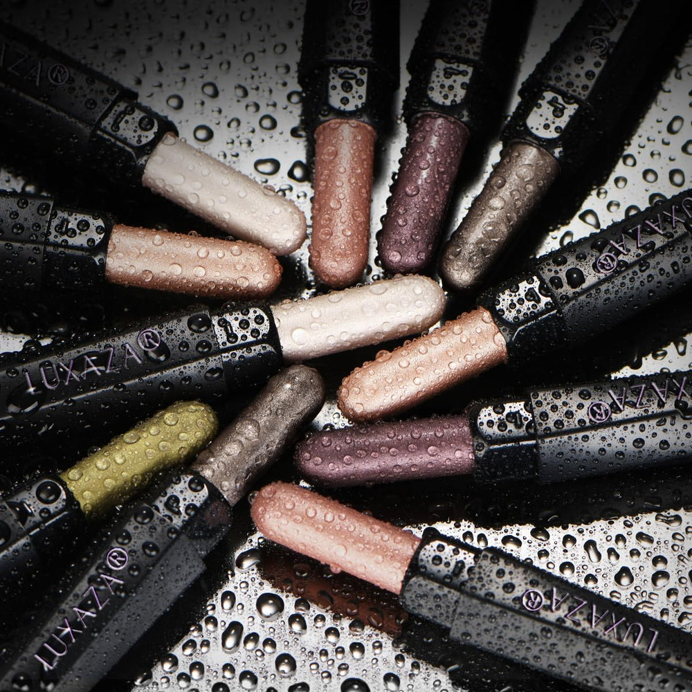Luxaza Pro Shimmer Eyeshadow Stick Desert Wild application in action demonstrates smooth glide