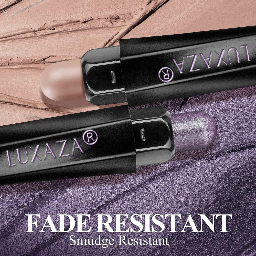 LUXAZA PRO soft synthetic blending brush demonstrates seamless color merging