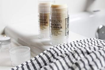 Luxuriant Cracked Heel Repair formula labeled for skin safety and gentle use.