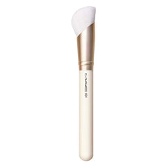 MAC 001 Serum + Moisturizer Brush dome-tip glides over skin for precise, even absorption.