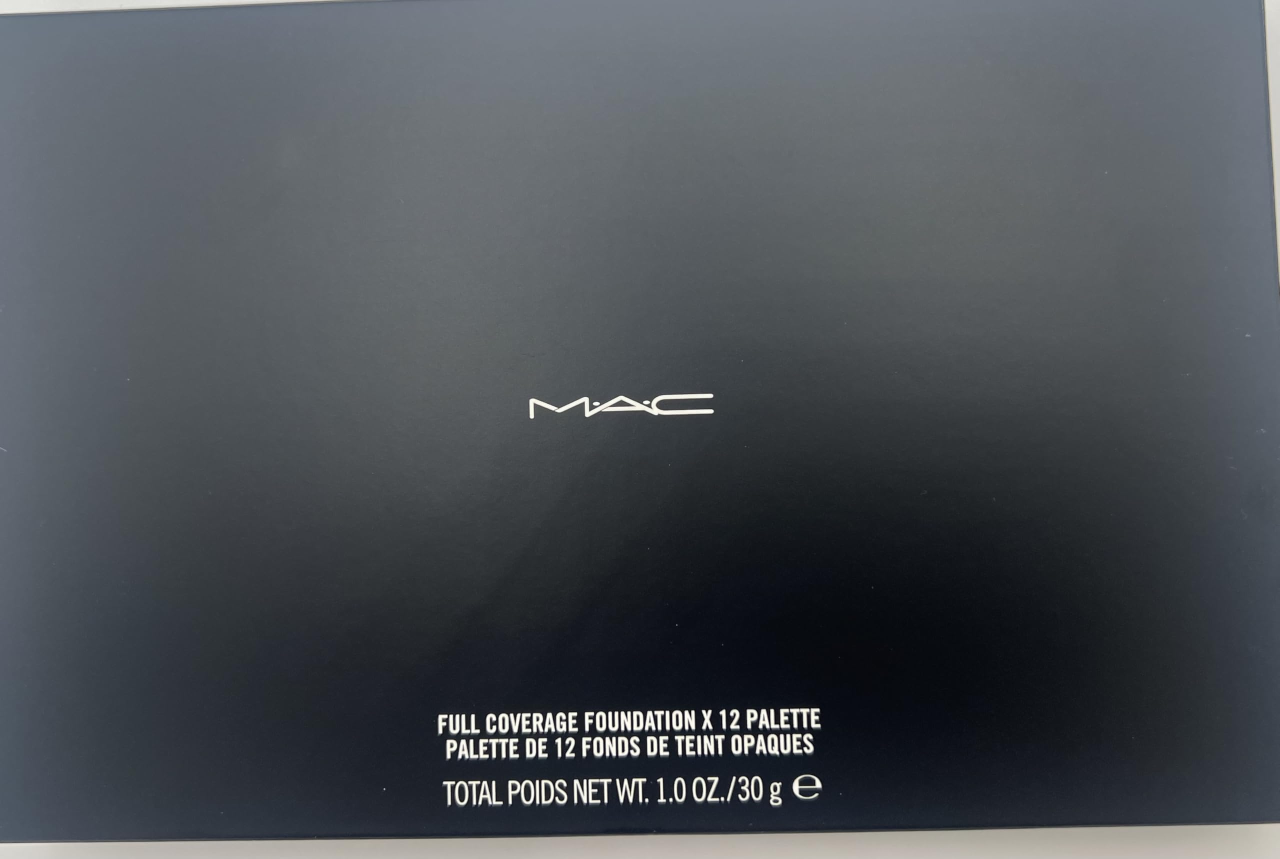 MAC Full Coverge Foundation X12 Palette water-resistant finish supports long wear.