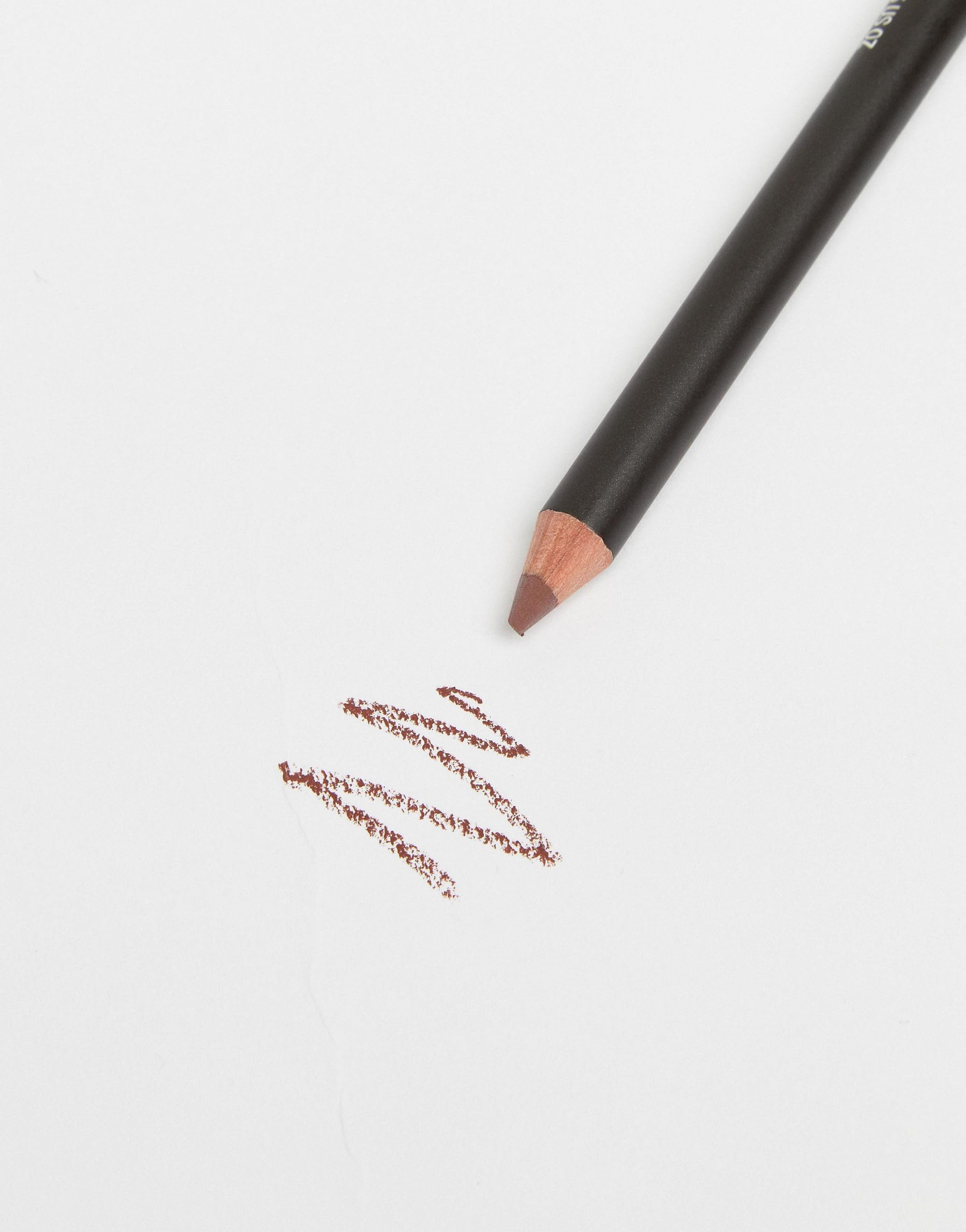 Creamy formula delivers smooth, comfortable lip lining.