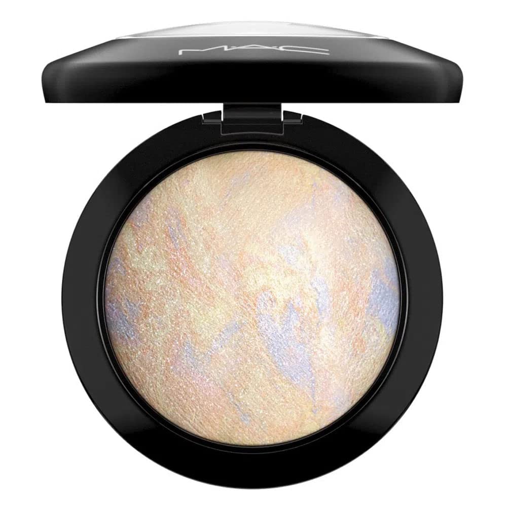 MAC Lightscapade brow and collarbone use for subtle radiance