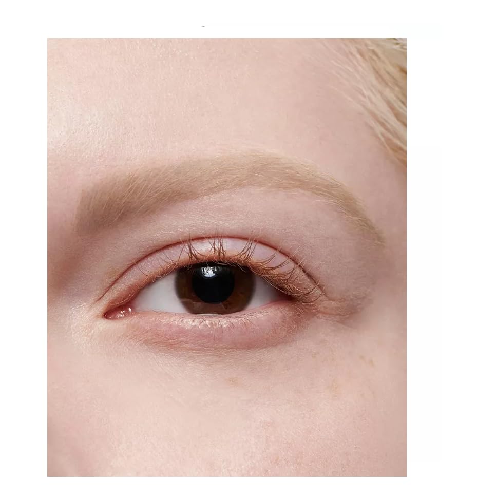 MAC Pro Brow Definer waterproof wear keeps brows defined all day.