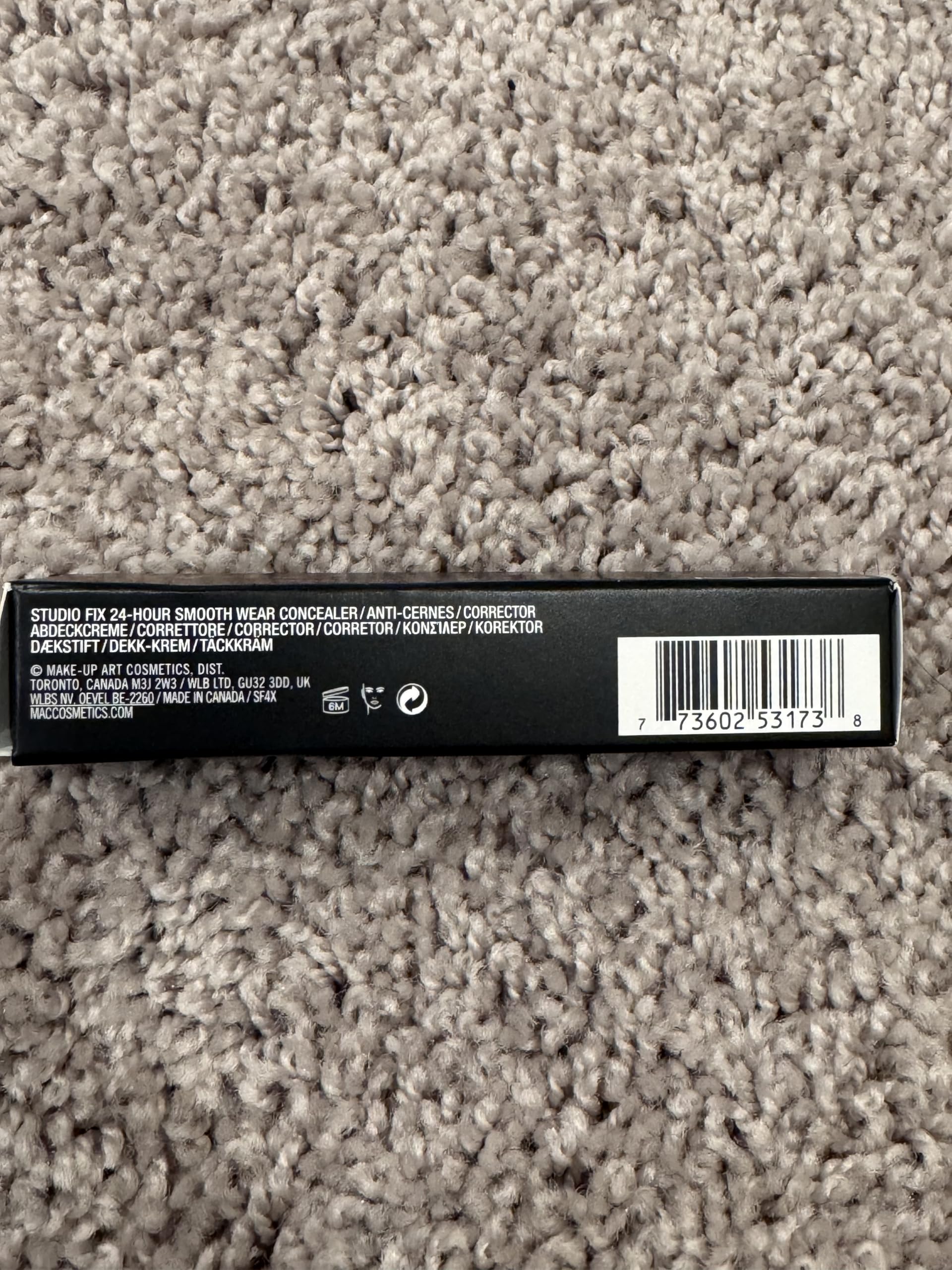 MAC Studio Fix Concealer NW42 applicator close-up for precise blending.