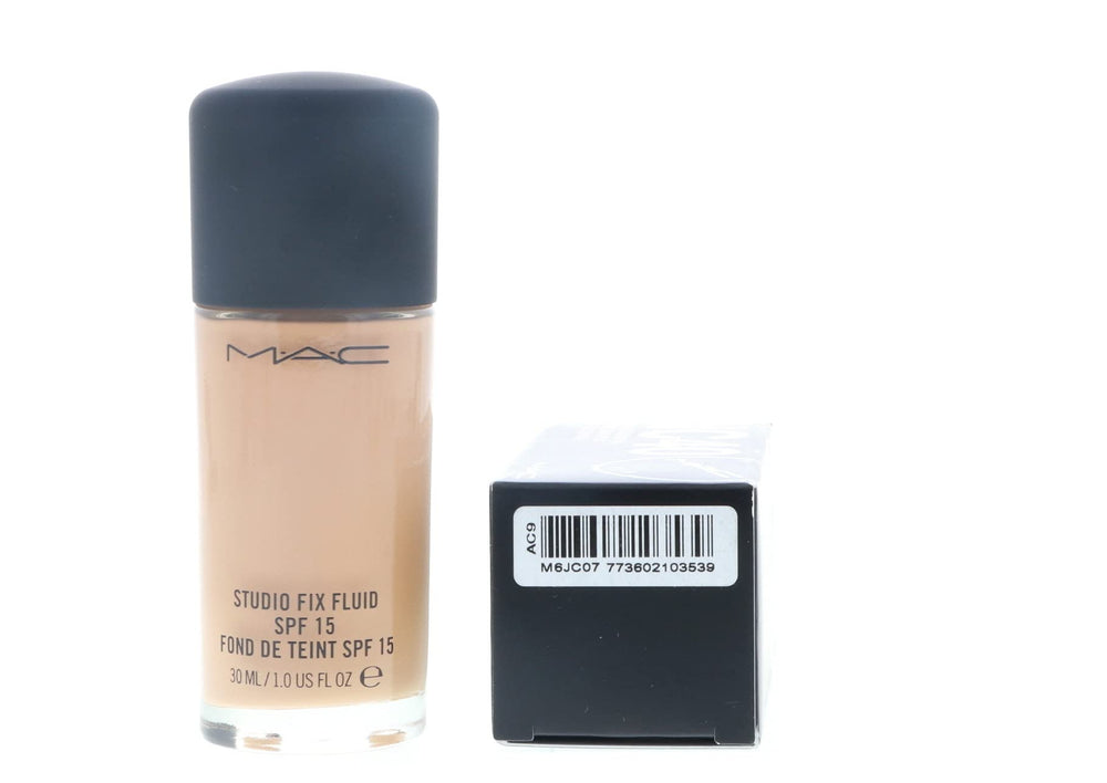 Close-up of MAC Studio Fix Fluid texture showing smooth blend