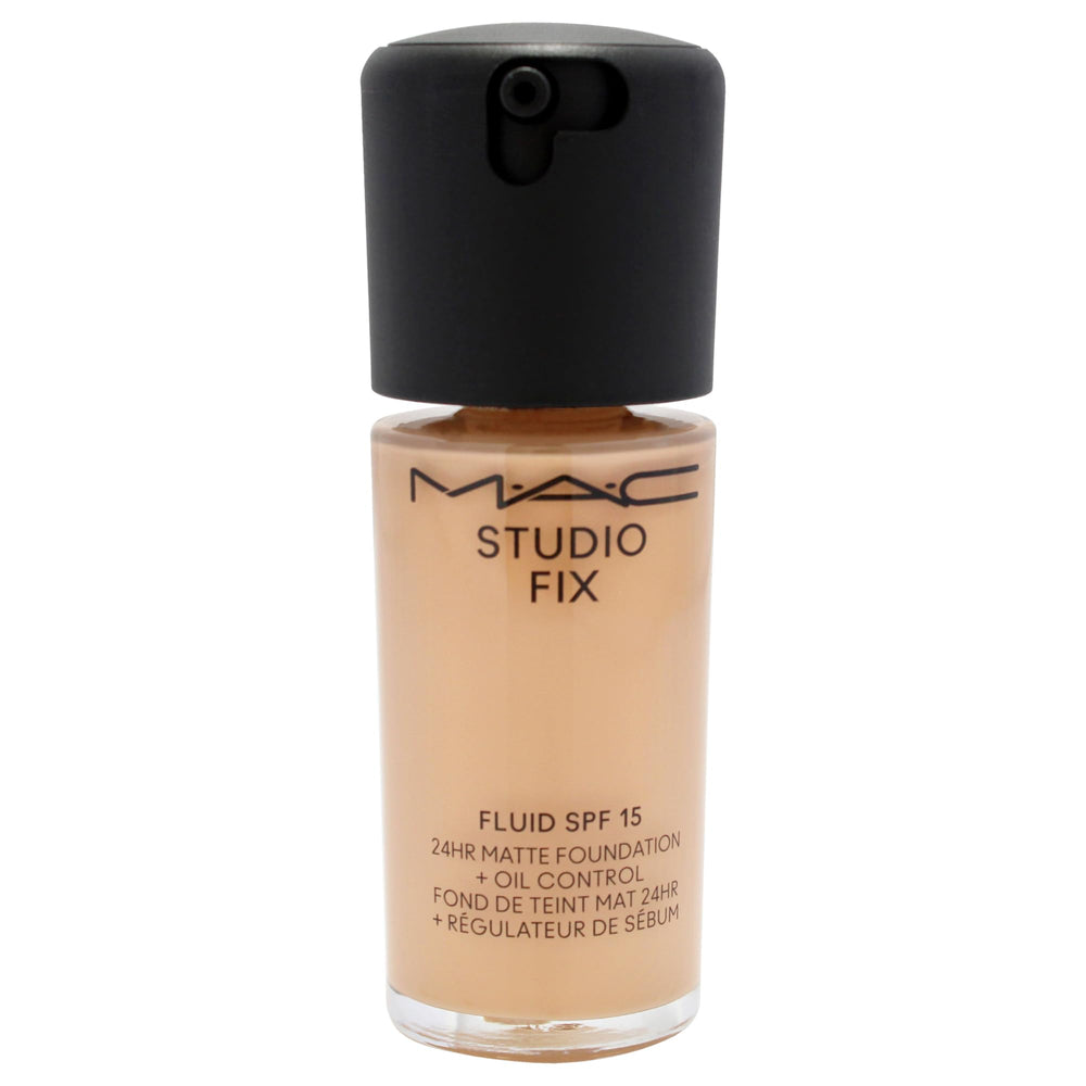 MAC Studio Fix Fluid texture close-up highlights creamy, blendable formula for easy application.