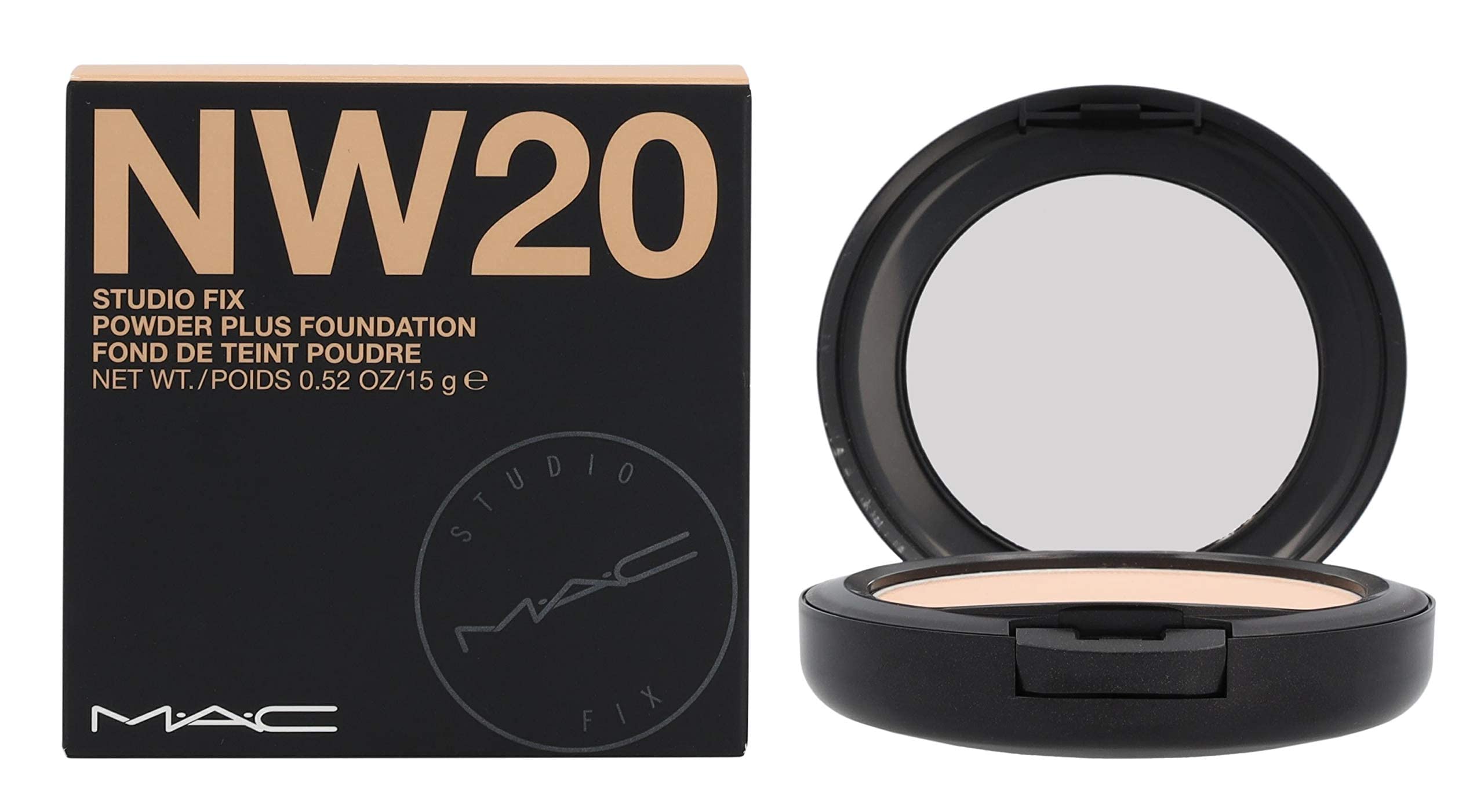 MAC Studio Fix NW20 application-brush—easy blending for even medium-to-full coverage.