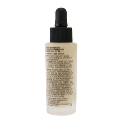MAC Studio Waterweight Foundation NC42 close up shows breathable, lightweight texture.