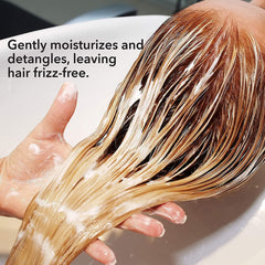 Macadamia Natural Oil Smoothing Conditioner side label highlights hydrating formula