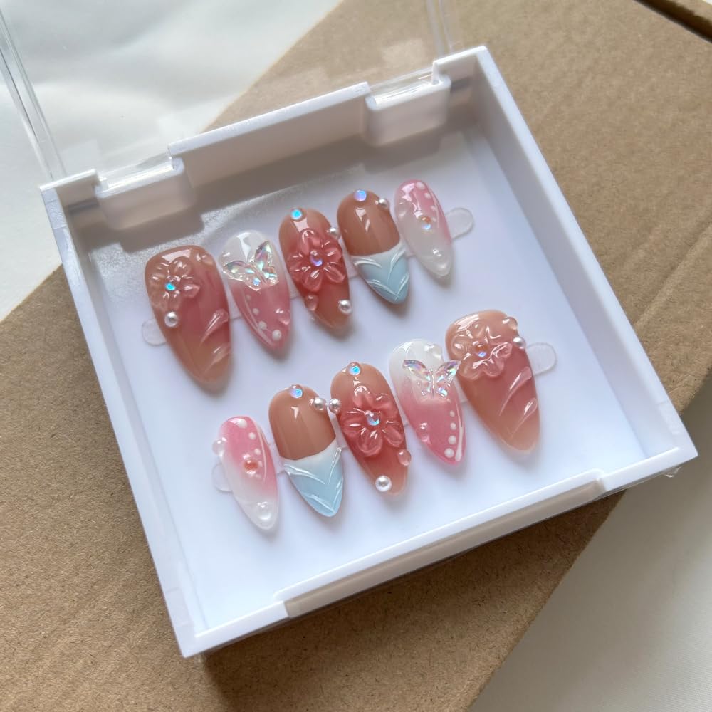 MAGLFELL size guide helps perfect fit across nail shapes for comfortable wear.