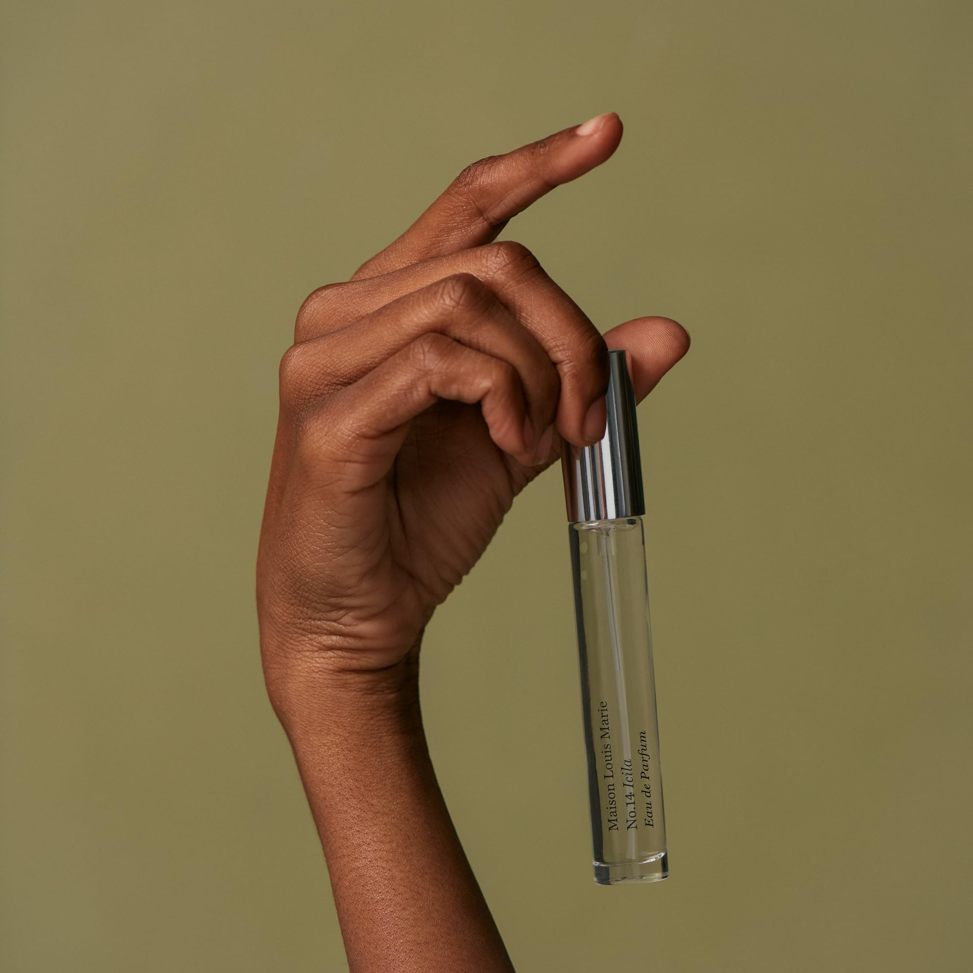 Maison Louis Marie Icila No.14 label close-up with premium branding