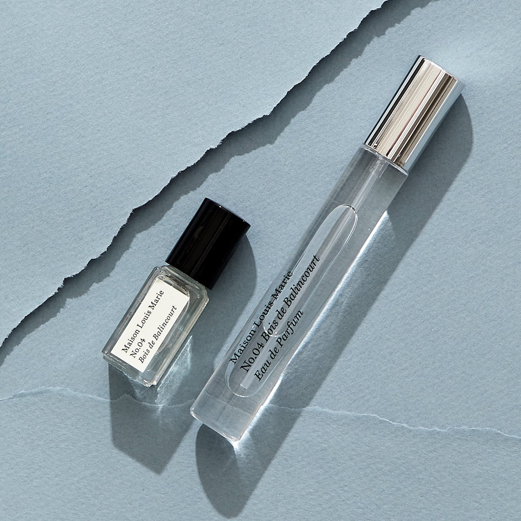 Close-up of Balincourt scent notes, warm woody profile.