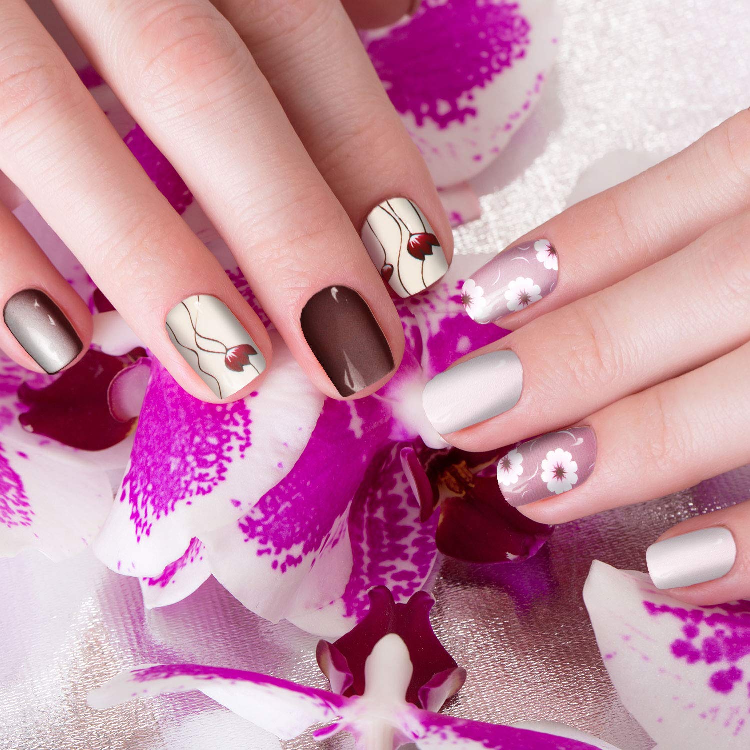 Maitys DIY nail art ideas for parties and photoshoots.