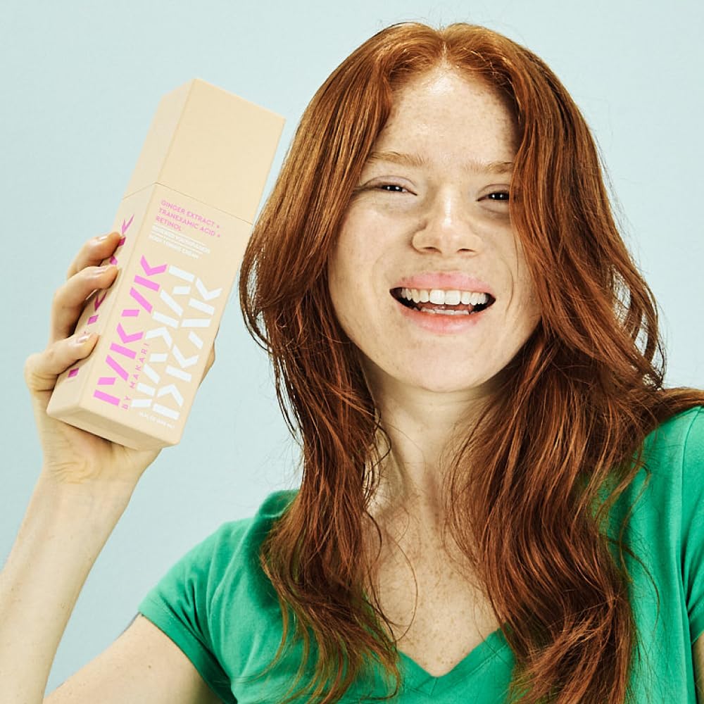 Firming sensation as the cream absorbs, leaving skin feeling plump and smooth.