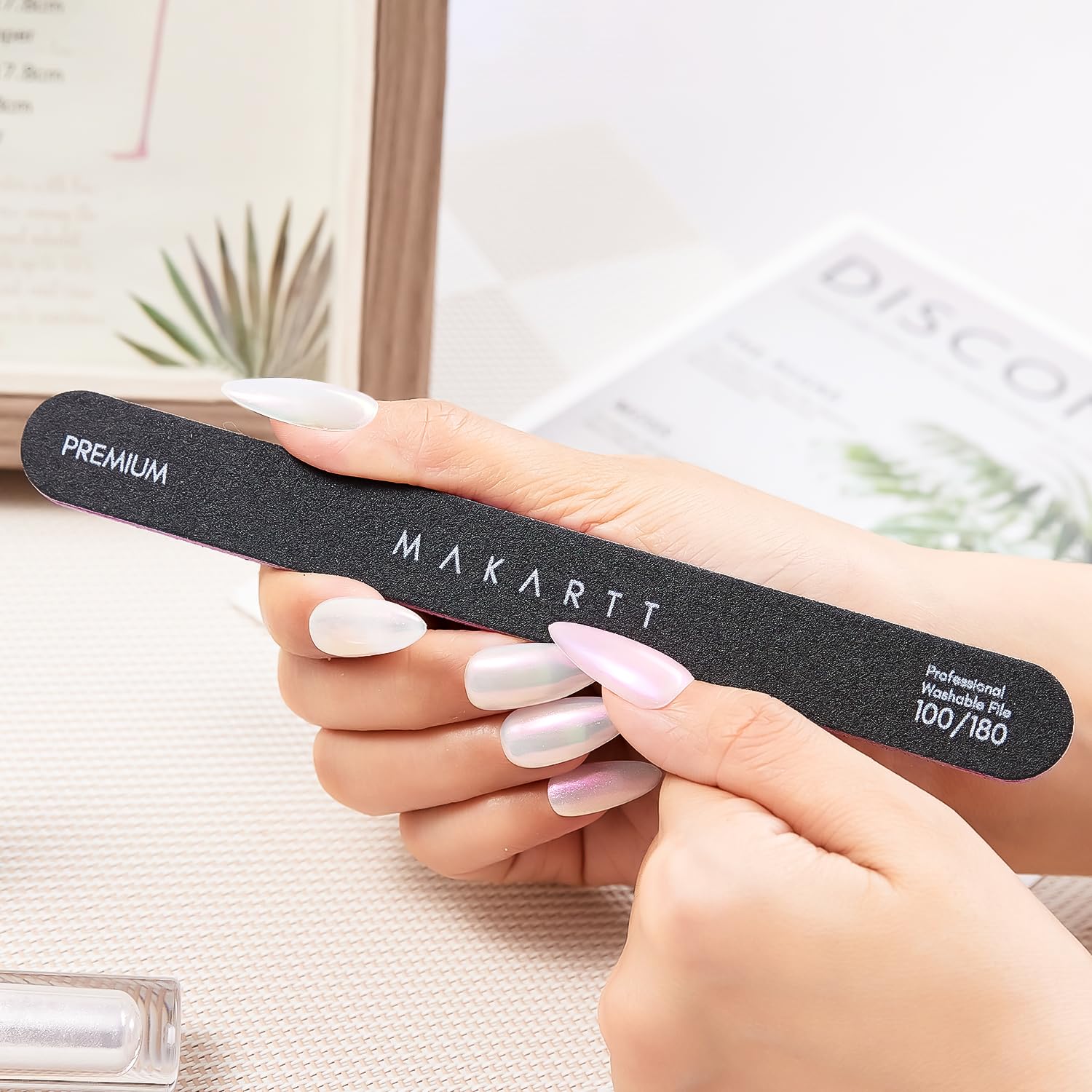 Makartt compact travel nail file for on‑the‑go care