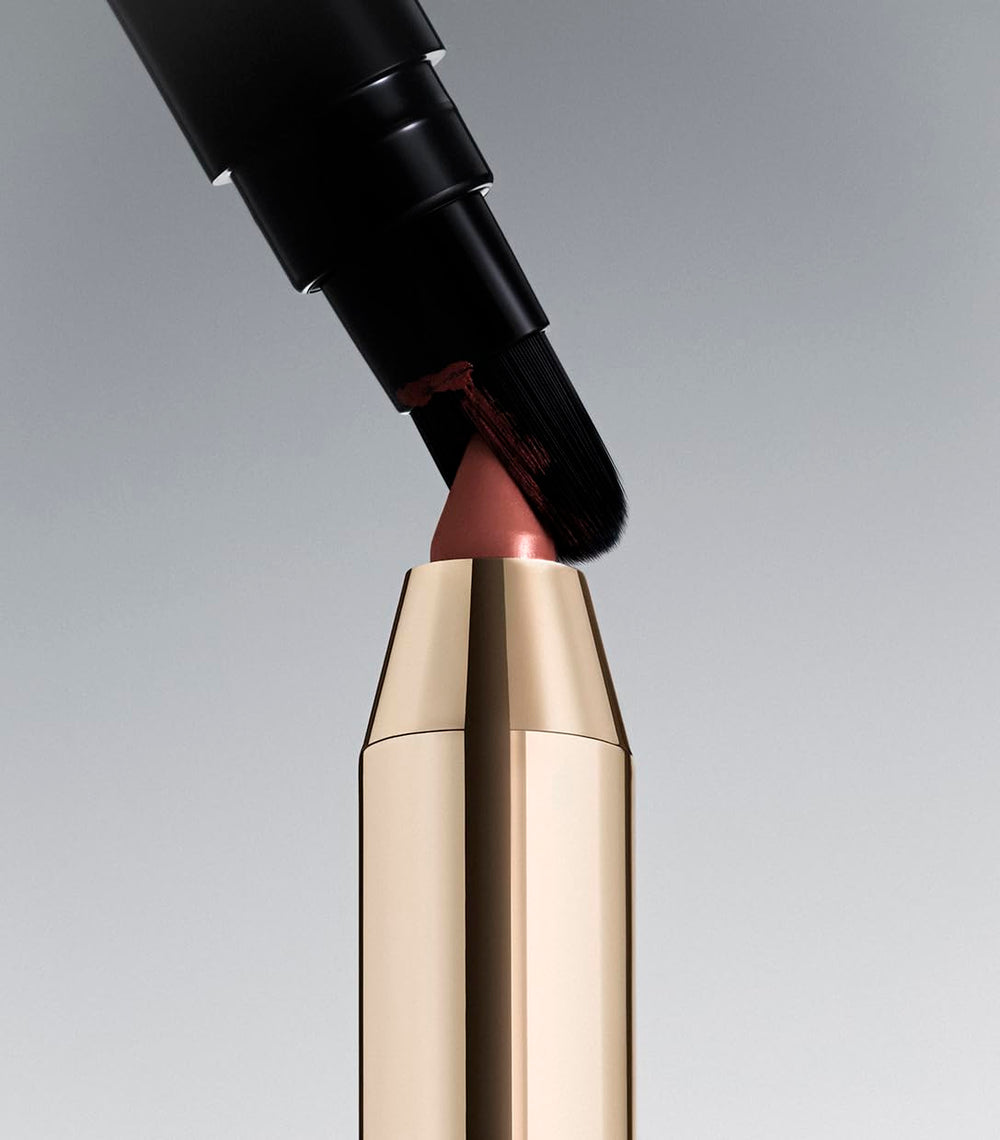 Moisturizing formula shown during MAKE Lip Continuum slate application