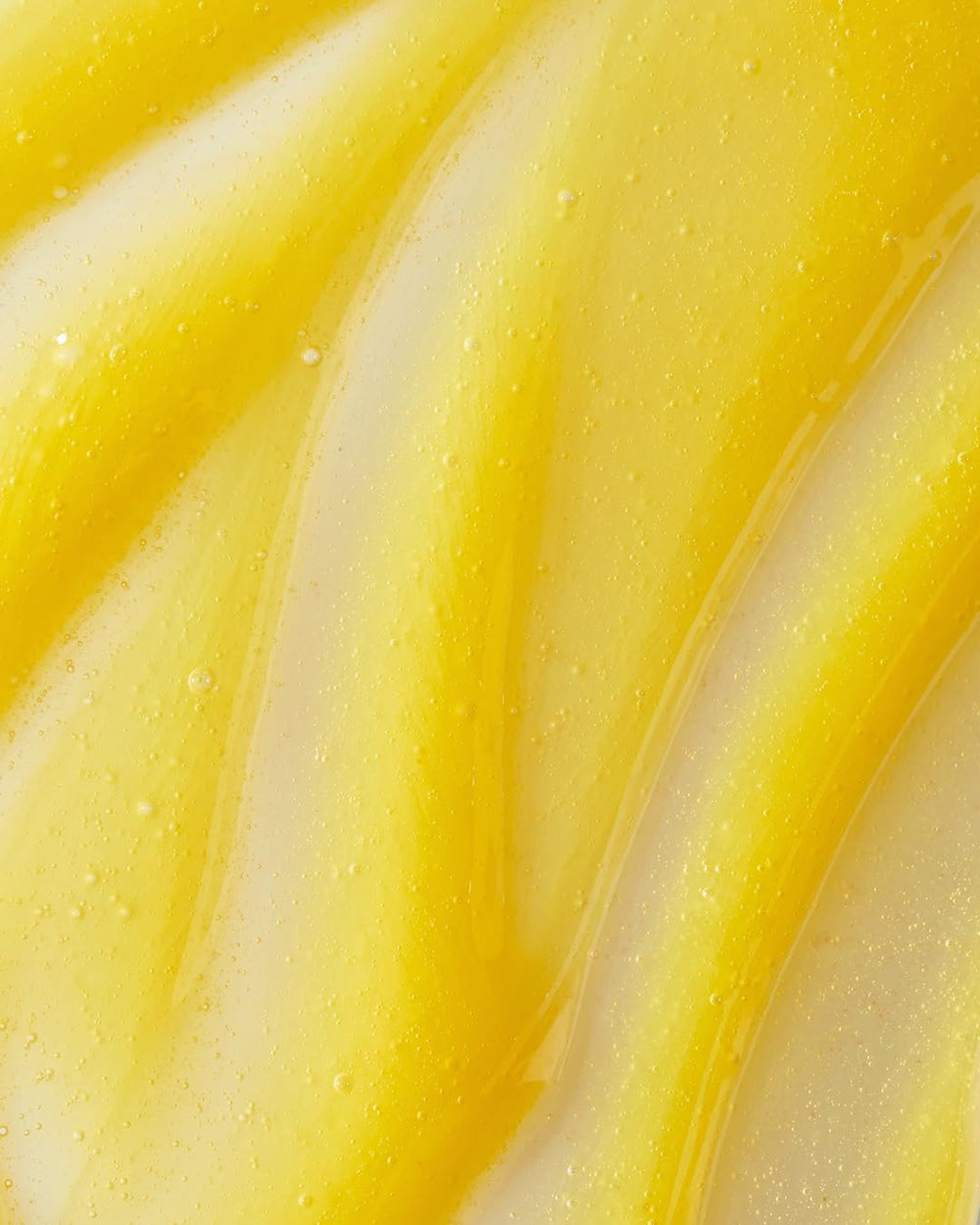 Vegan lanolin in MAKE Lip Reset provides moisture without irritation.