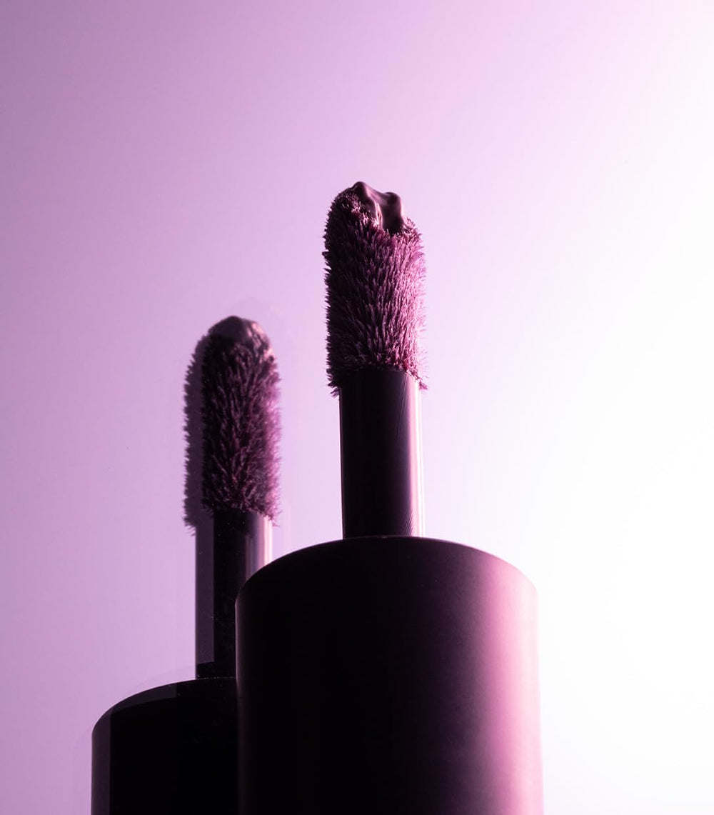 Close-up highlights hyaluronic acid for nourishing, non-tacky gloss.