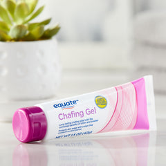 Close-up of Maker Explorador Equate gel texture, non-greasy.