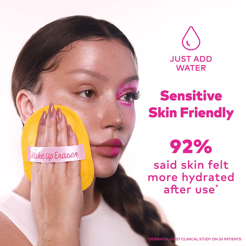 Alcohol-free and fragrance-free cloth supports comfortable makeup removal.