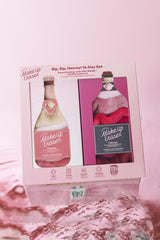 MakeUp Eraser water-activated fibers close-up enabling makeup removal with just water