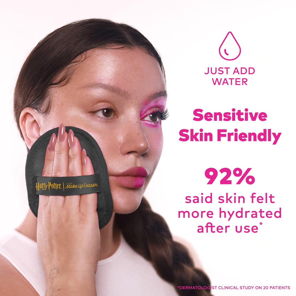 Soft fibers glide over skin for comfortable cleansing.